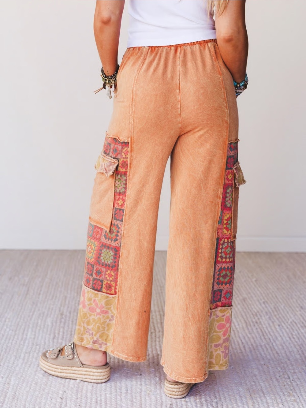 NWT J.Her Granny Square Tile Boho Print Cargo Pocket Pants - Picture 11 of 14